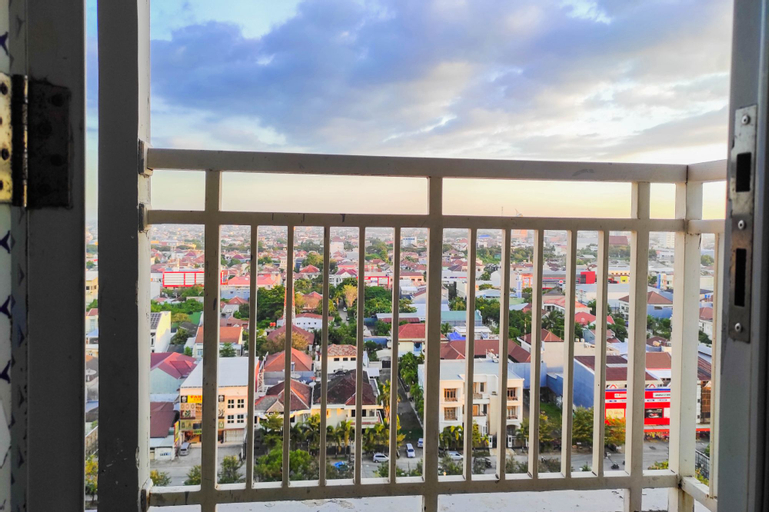 Exterior & Views 7