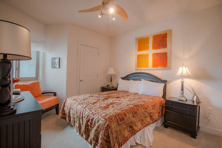 Bedroom 4, Sea Breeze 402 Deluxe, Harrison
