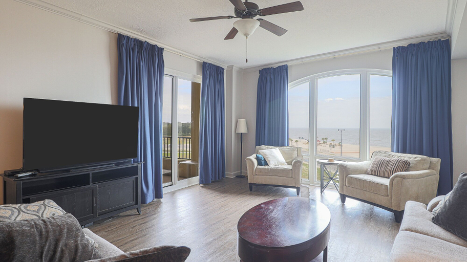Others, Sienna 402, Harrison