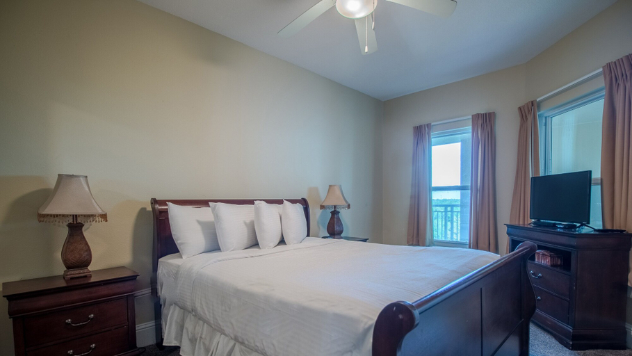 Bedroom 2, Legacy II 905, Harrison