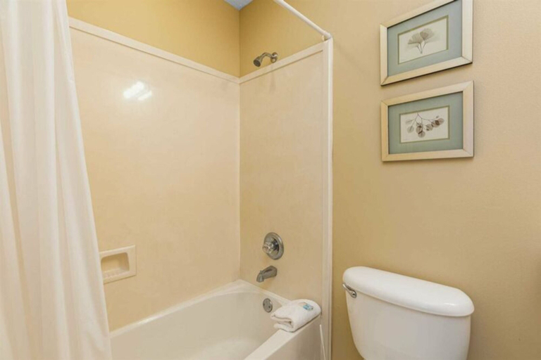 Bathroom 3, Le Reve Chamant- Martinique Villa, Baldwin