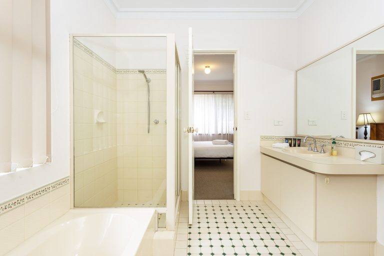 Bathroom 3, Victoria Park Villa 2, Perth