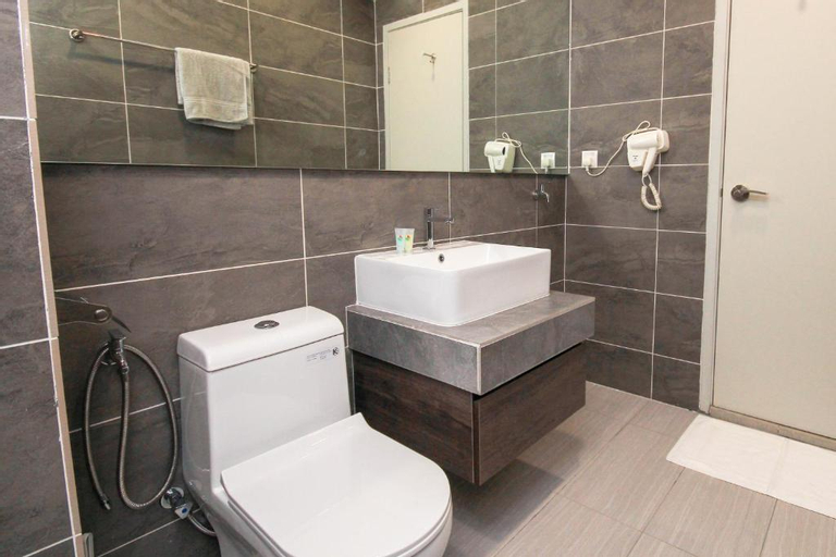 Bathroom 4