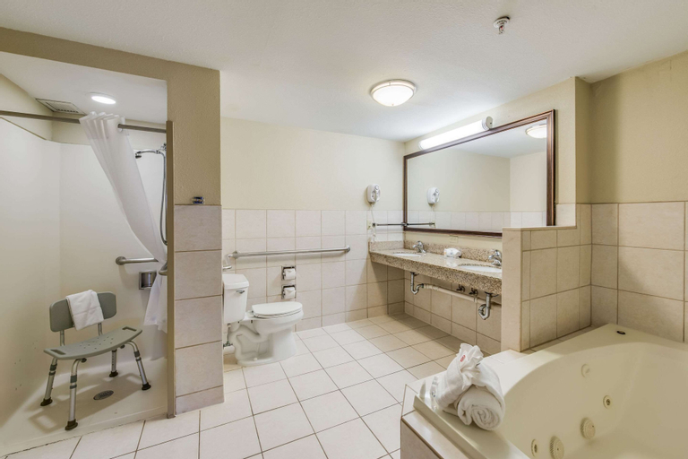 Bathroom 4