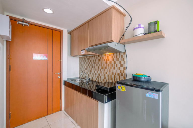 Others 4, Cozy Stay Studio Apartment at Margonda Residence 5 By Travelio, Depok