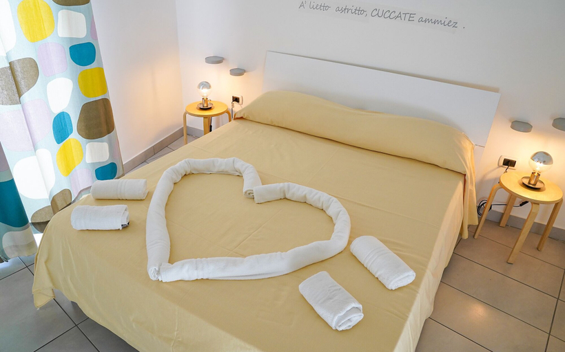 Others 5, Nina Suites, Napoli