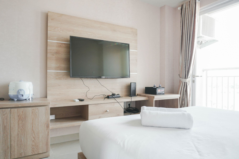 Others 2, Comfortable and Cozy Studio (No Kitchen) Apartment at Mustika Golf Residence By Travelio, Cikarang