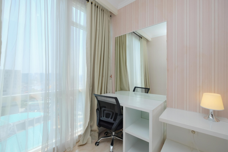 Bedroom 3, Homey and Comfy Studio Room at Menteng Park Apartment By Travelio, Central Jakarta
