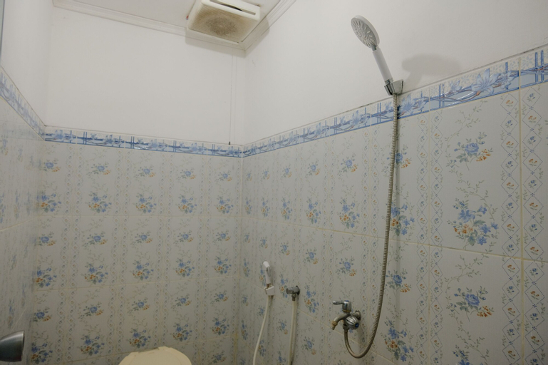 SPOT ON 2368 Dahlia Homestay Family Residence, Malang