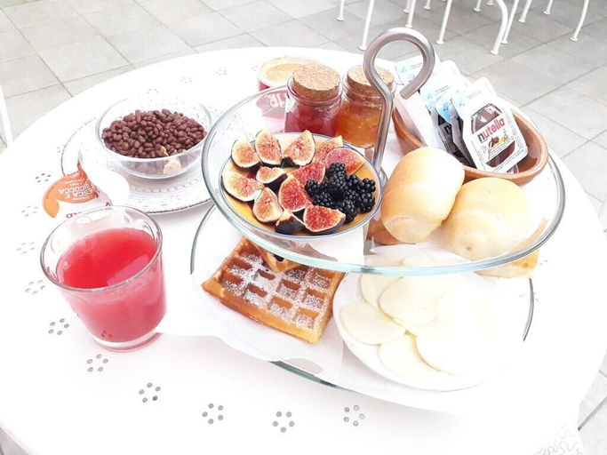 Food & Drinks 5, Amandolevanto B&B, La Spezia