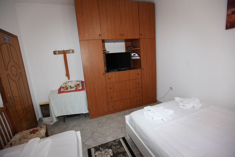 Bedroom 2, Mirror Beach Ksamil - Vila Zervo, Sarandës