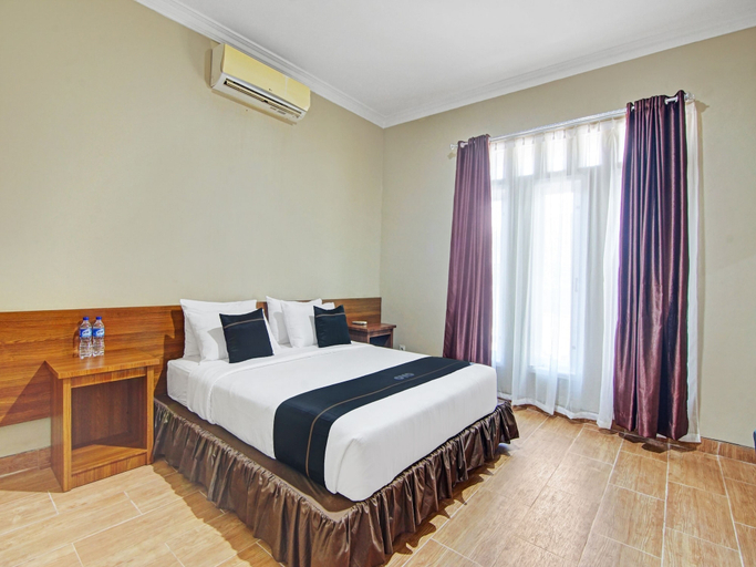 Bedroom 1, Hotel Shafira Pariaman Syariah Mitra RedDoorz, Pariaman