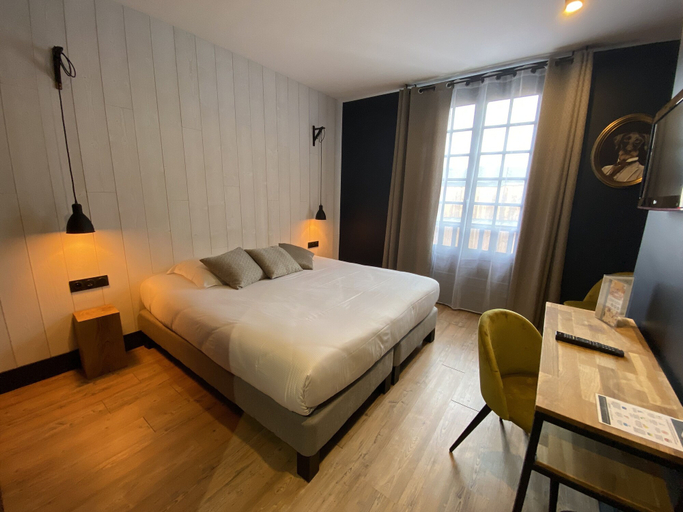 Bedroom 4, Hotel-Spa-Piscine Le Petit Castel Beuzeville-Honfleur, Eure