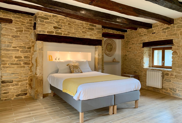 Bedroom 3, Domaine de la Licorne, Dordogne
