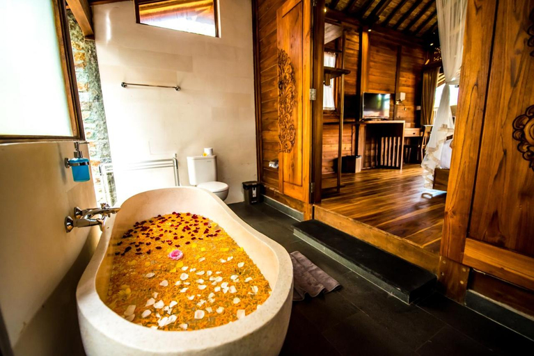 Bathroom 5, Puri Kobot, Gianyar