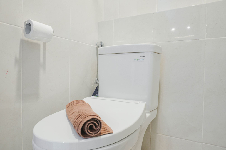 Bedroom 3, Great Choice Deluxe Studio Apartment at Capitol Park Residence By Travelio, Central Jakarta