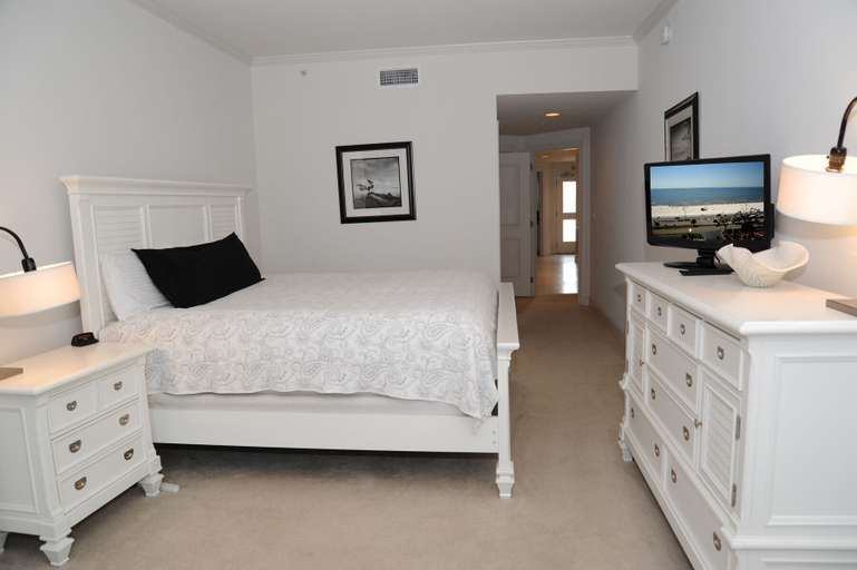 Bedroom 3, Sea Breeze 209 Deluxe, Harrison