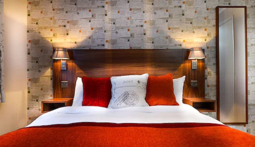 Bedroom 3, Seacrest Hotel, Portsmouth