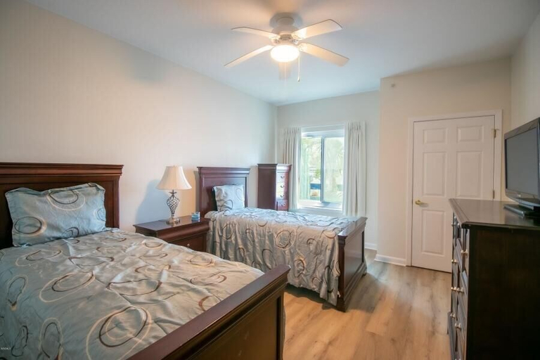 Bedroom 4, Legacy I 201 Deluxe, Harrison