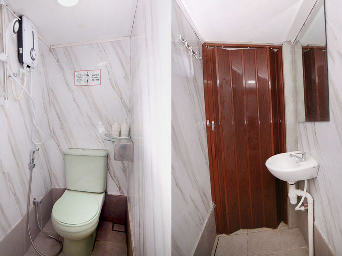 Bathroom 4, Little Houses, Kuching
