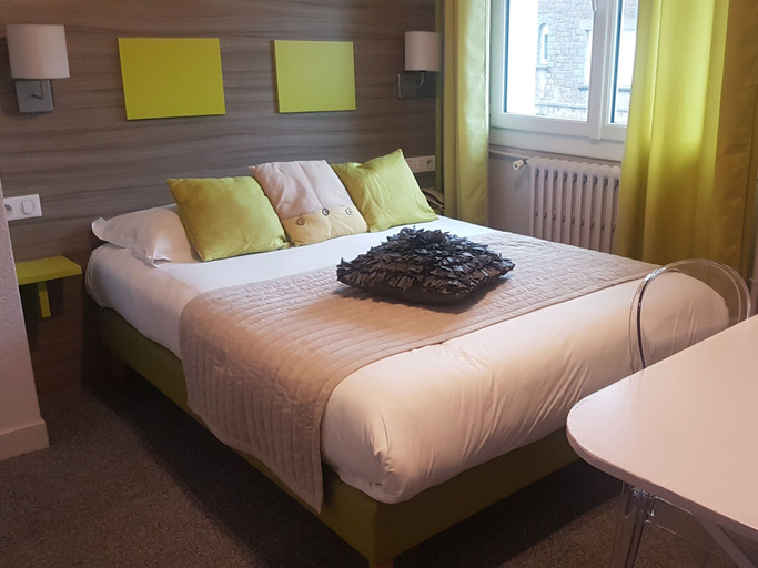 Bedroom 4, Hôtel Restaurant Maison Pléville, Manche