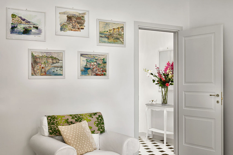 Others 3, Central apartment Stella House, Napoli