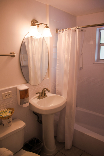 Bathroom 4, Blackfin Resort And Marina, Monroe