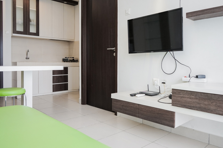 Others 4, Nice and Artistic 1BR at Saveria Apartment By Travelio, Tangerang
