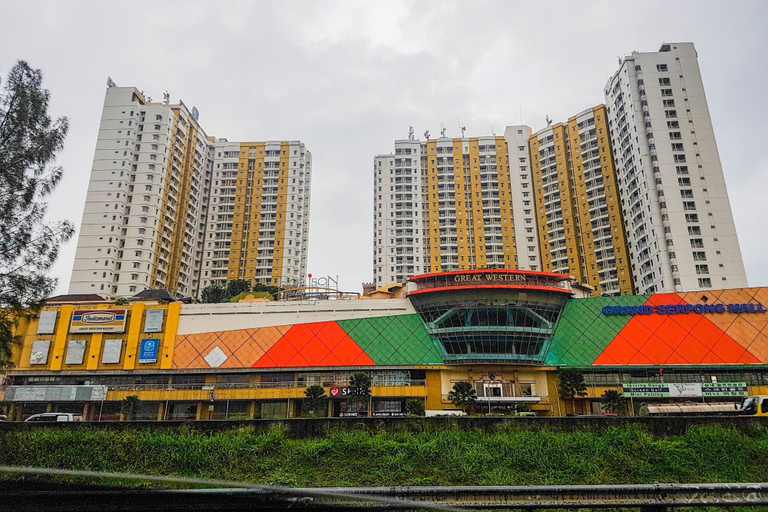 Exterior & Views, Comfort 2BR Apartment at Great Western Resort By Travelio, Tangerang
