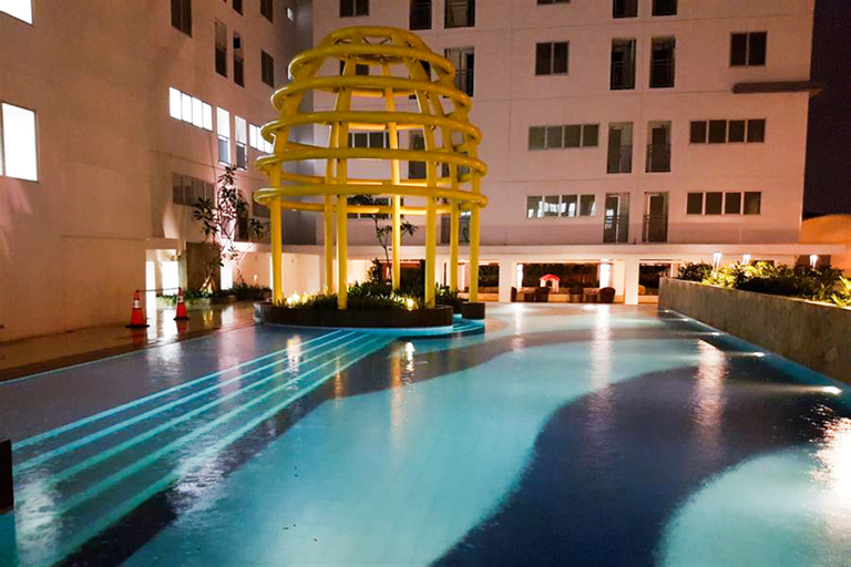 Sport & Beauty, Comfort 2BR with City View Bassura City Apartment By Travelio, East Jakarta