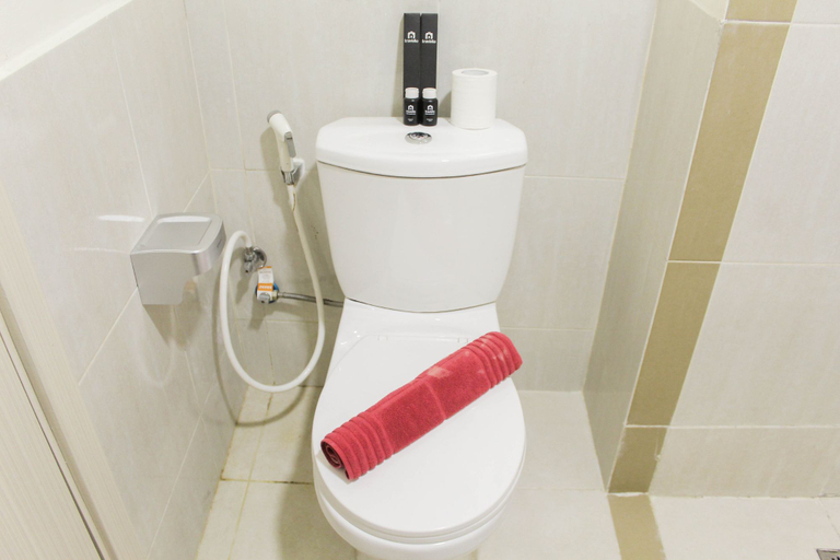 Bathroom 5, Great Choice 2BR Apartment at Meikarta By Travelio, Cikarang