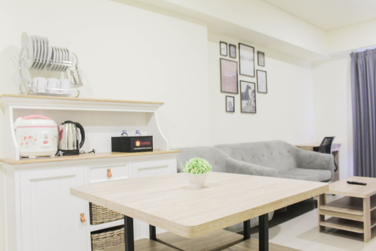 Others 2, Super 3BR at Meikarta Apartment By Travelio, Cikarang