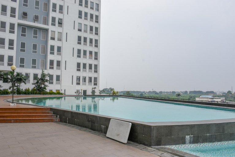 Sport & Beauty 3, Comfort Studio at Patraland Urbano Apartment By Travelio, Bekasi