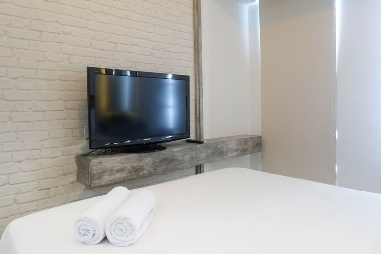 Modern Luxurious Studio Room at Anderson Supermall Mansion Apartment By Travelio - Bedroom