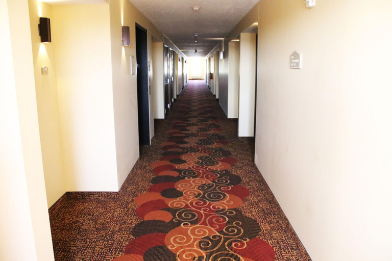 Public Area 2, Edgewood Hotel & Suites, Jefferson