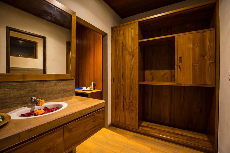 Bathroom 5, Seken Cottage, Gianyar