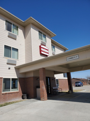 Exterior & Views, Edgewood Hotel & Suites, Jefferson