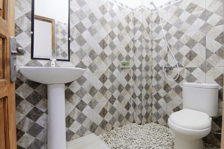 Bathroom 4