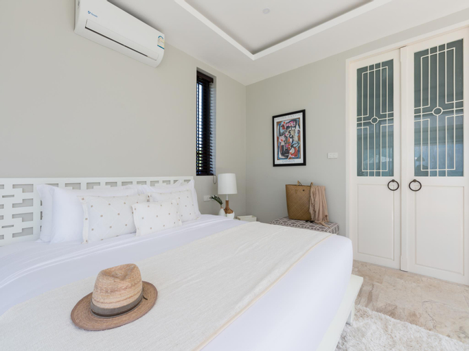 Bedroom 27