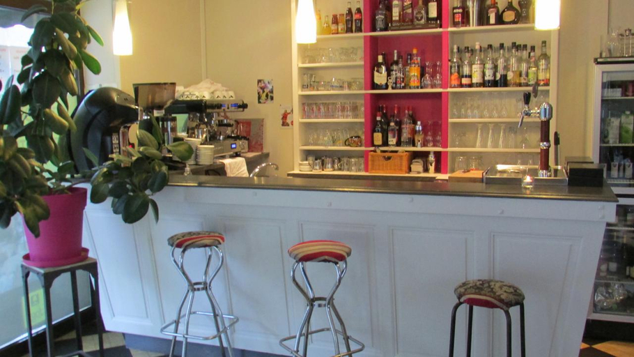 Food & Drinks 4, Au Croissant, Indre