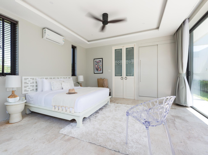 Bedroom 24