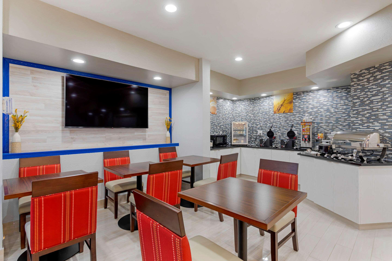 Public Area 2, All Seasons Inn & Suites, Shelby