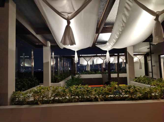 Business Facilities