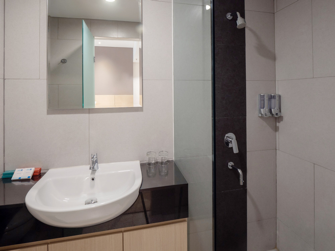 Bathroom 7