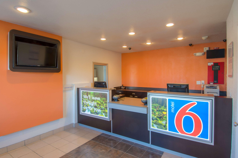 Public Area 2, Motel 6 Arcata, CA - Cal Poly Humboldt, Humboldt
