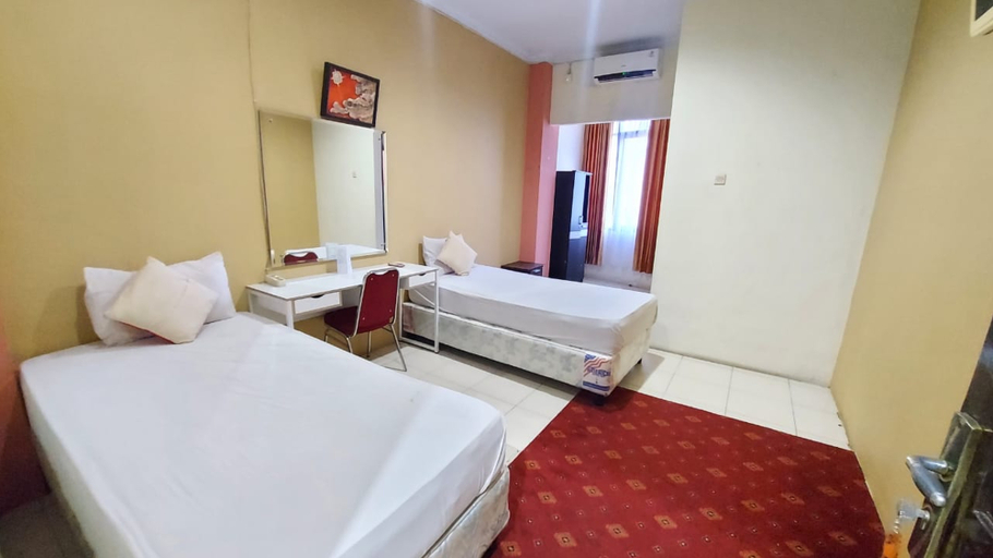 Bedroom 3, Hotel La Macca Makassar RedPartner, Makassar