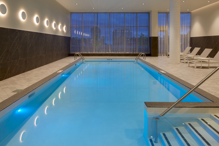 Sport & Beauty 2, Hilton Garden Inn Montreal Midtown, Montréal