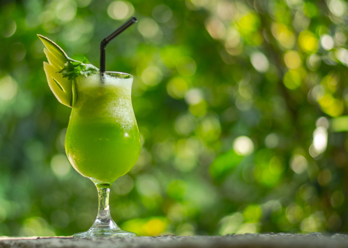 Food & Drinks 15