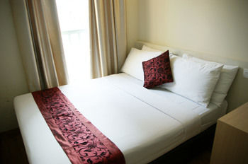 bedroom 26