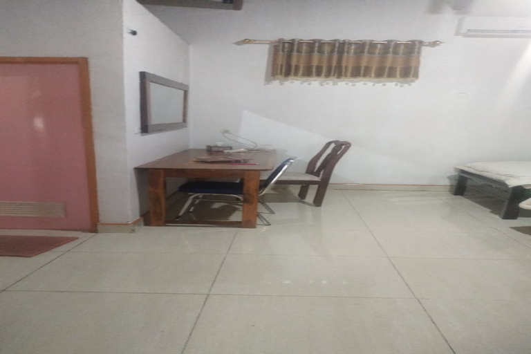 Ocean Holiday Guest House, Bulukumba